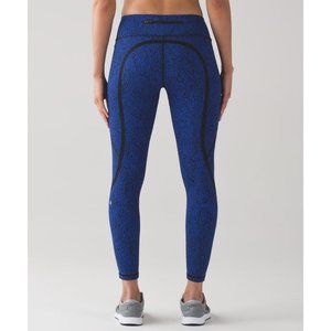 Lululemon Size 6 On Track Tight Circuit Cerulean Blue Black RARE